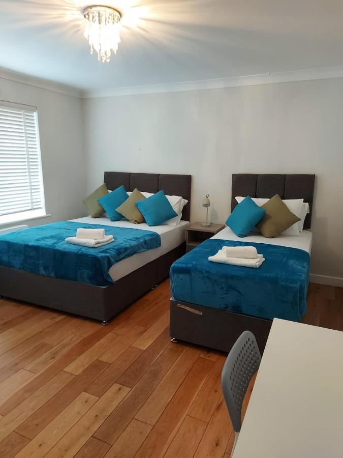 Central Ashford Stay - Contractors & Families Welcome - Free Parking Exteriör bild