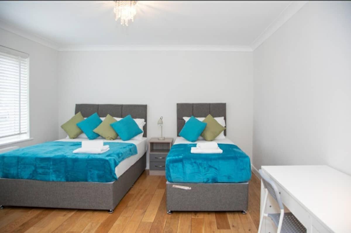 Central Ashford Stay - Contractors & Families Welcome - Free Parking Exteriör bild