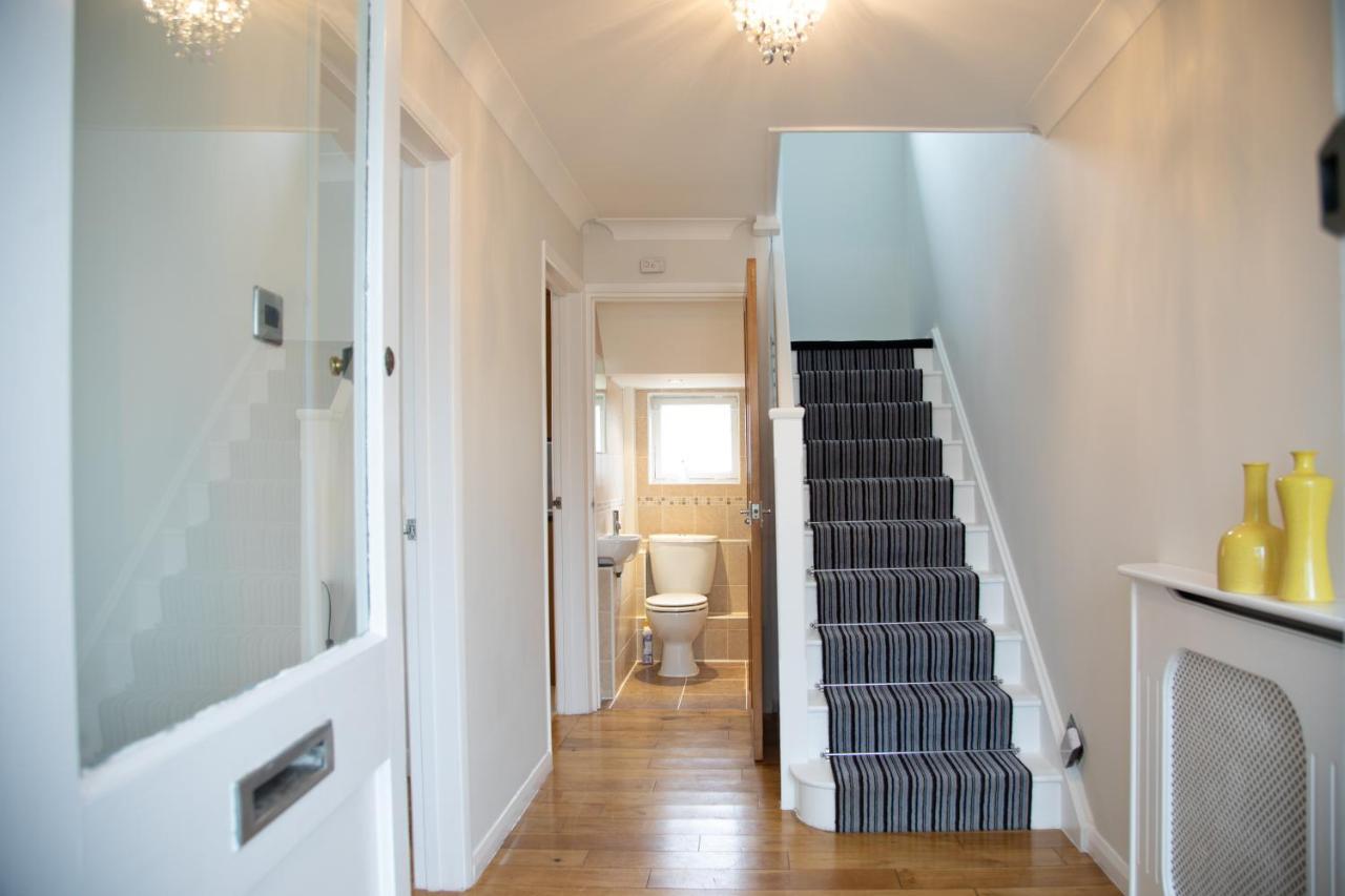 Central Ashford Stay - Contractors & Families Welcome - Free Parking Exteriör bild